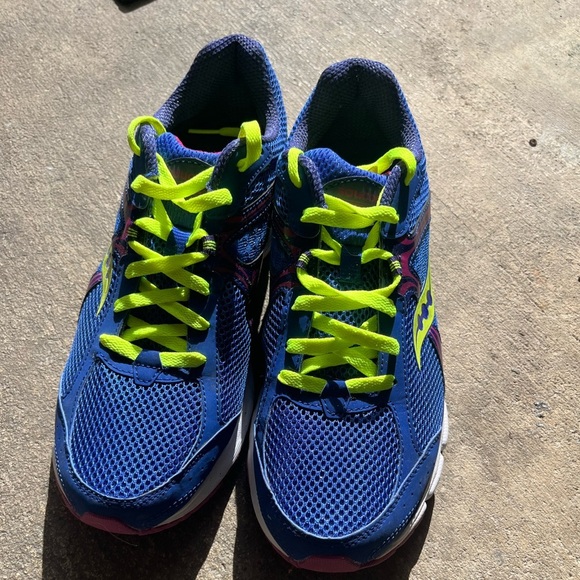 Women’s 11 neon lime green and blue ASICS athletic running shoes - Picture 5 of 7